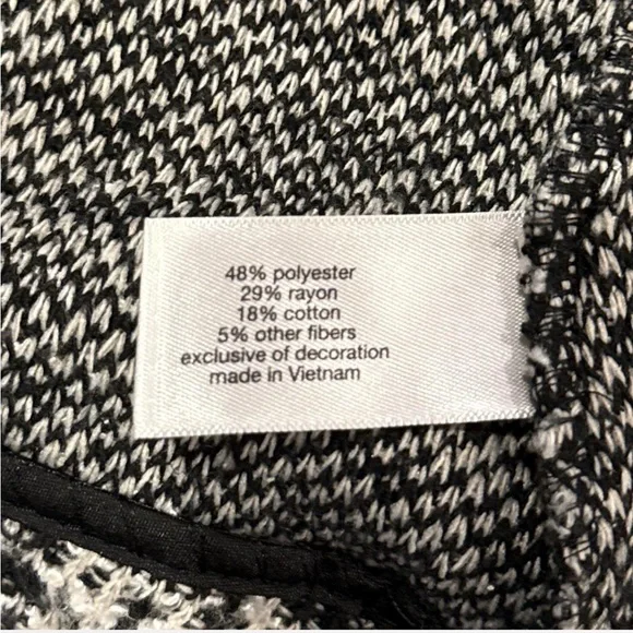 Lane Bryant Black and White Textured Blazer - Size 14 - Picture 6 of 6